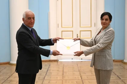 Al igual que Armenia en Uruguay, ahora Uruguay también tiene a su embajadora en Armenia