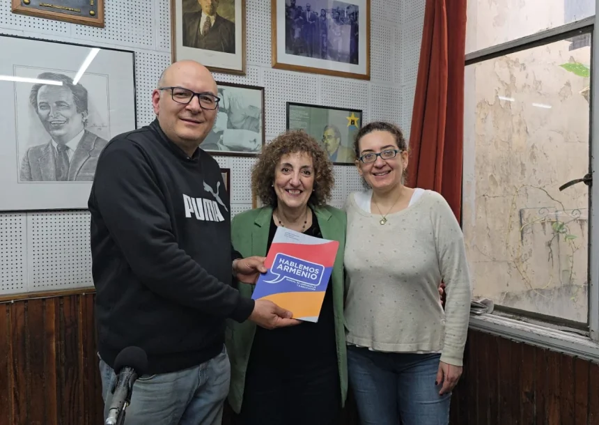 Entrevistamos a la Profesora Diana Dergarabedian, coautora del libro “Hablemos armenio”.